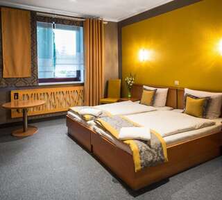 Отель Hotel Restauracja Tawerna Gliwice - ozonujemy pokoje Гливице Стандартный двухместный номер с 1 кроватью-2